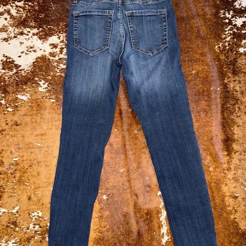 Aeropostale Women's Blue and Navy Jeans